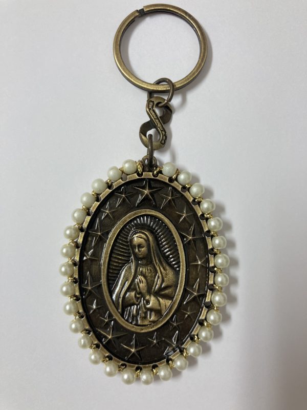 Llavero Virgen de Guadalupe Bordado